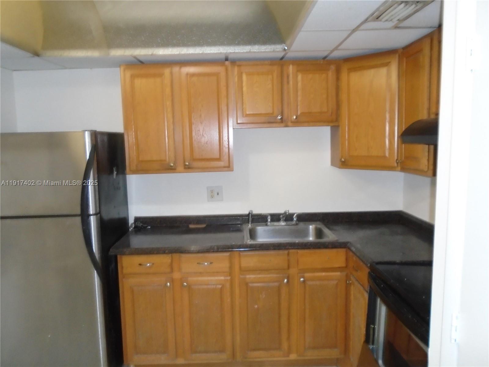 4174 Inverrary Dr 1004 Property Photo 27