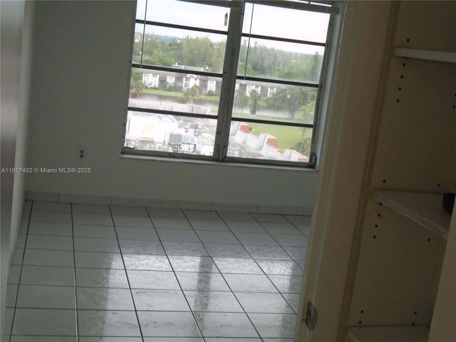 4174 Inverrary Dr 1004 Property Photo 41