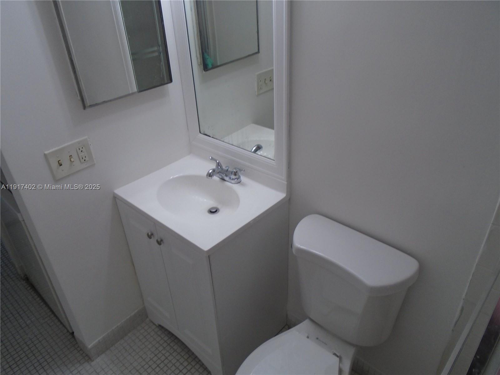 4174 Inverrary Dr 1004 Property Photo 42