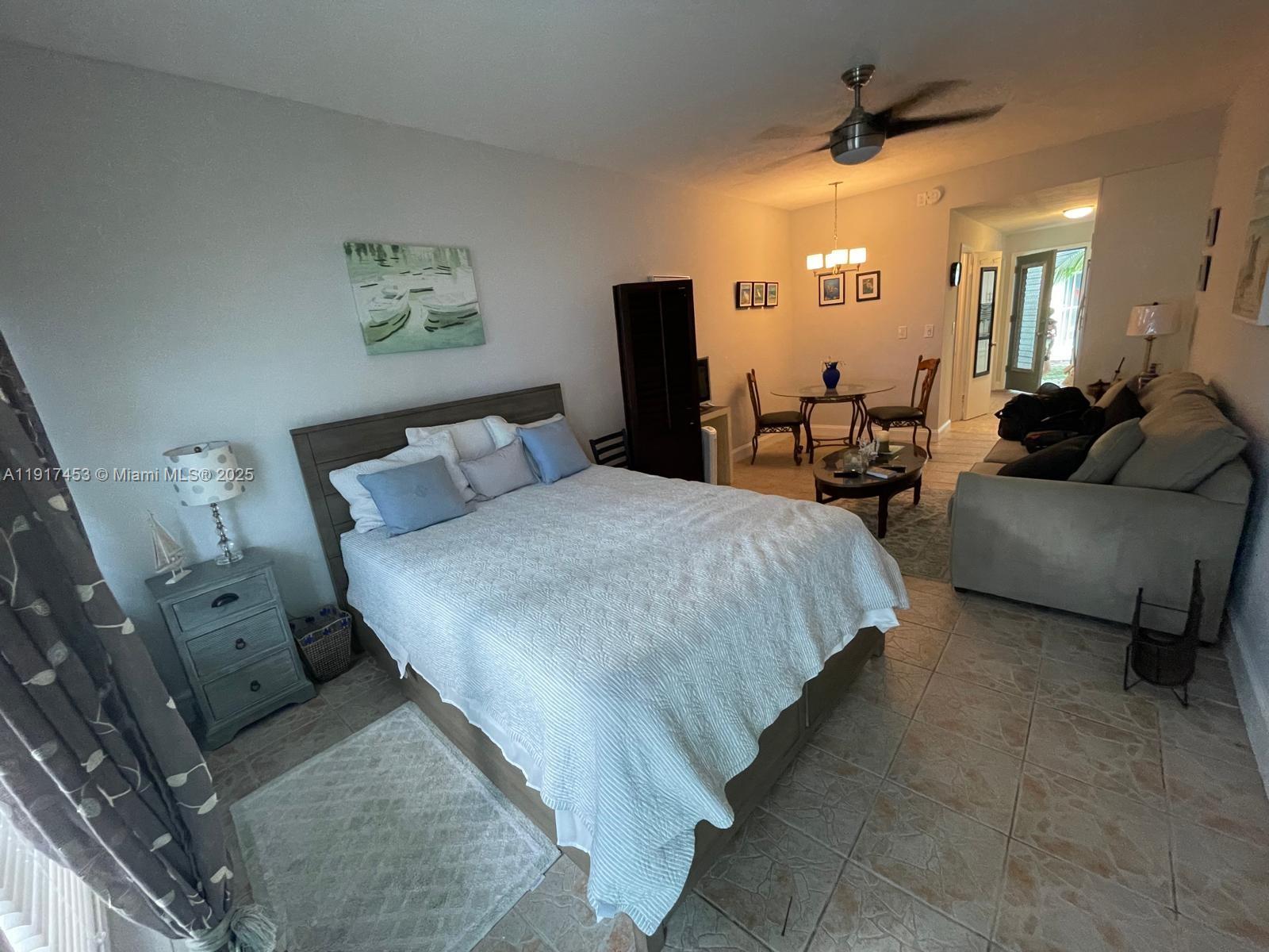 6490 Collins Ave 5 Property Photo 5
