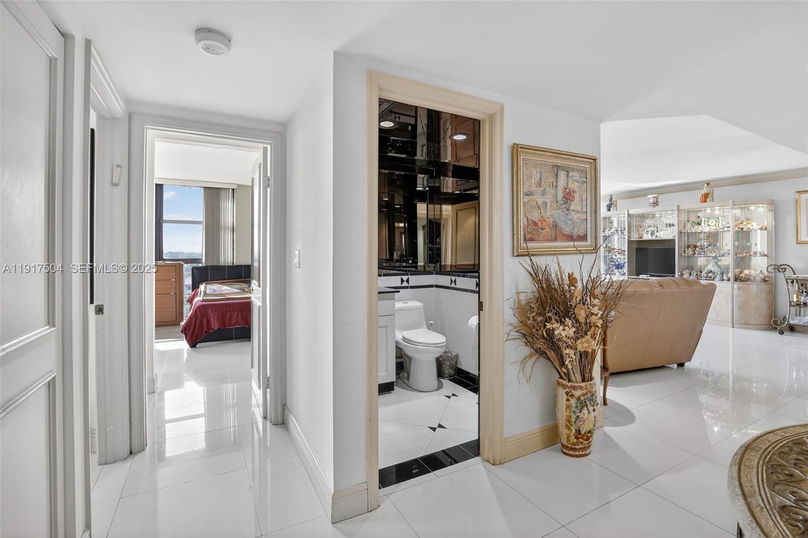 1000 Island Blvd 602 Property Photo 34
