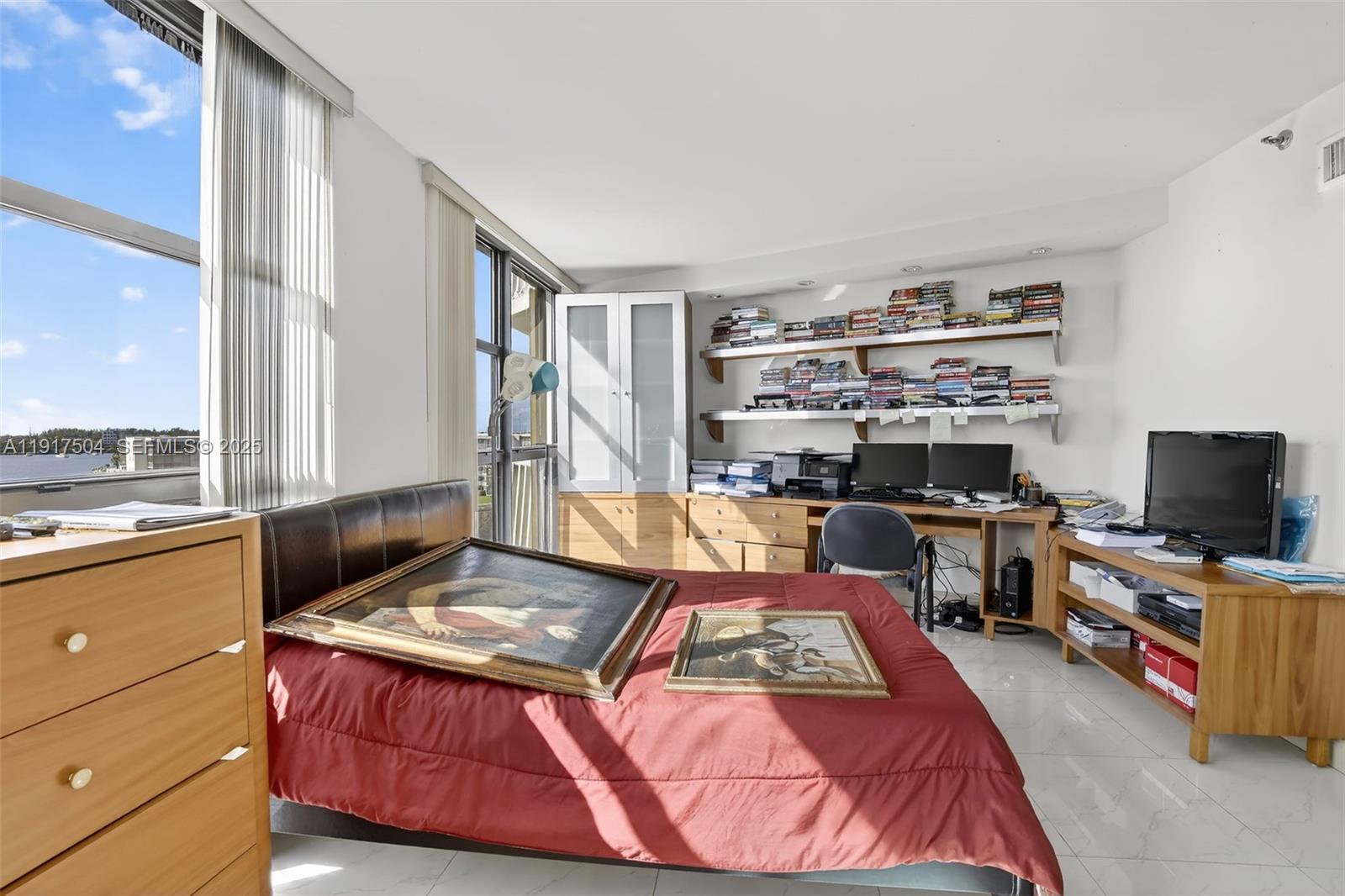1000 Island Blvd 602 Property Photo 37