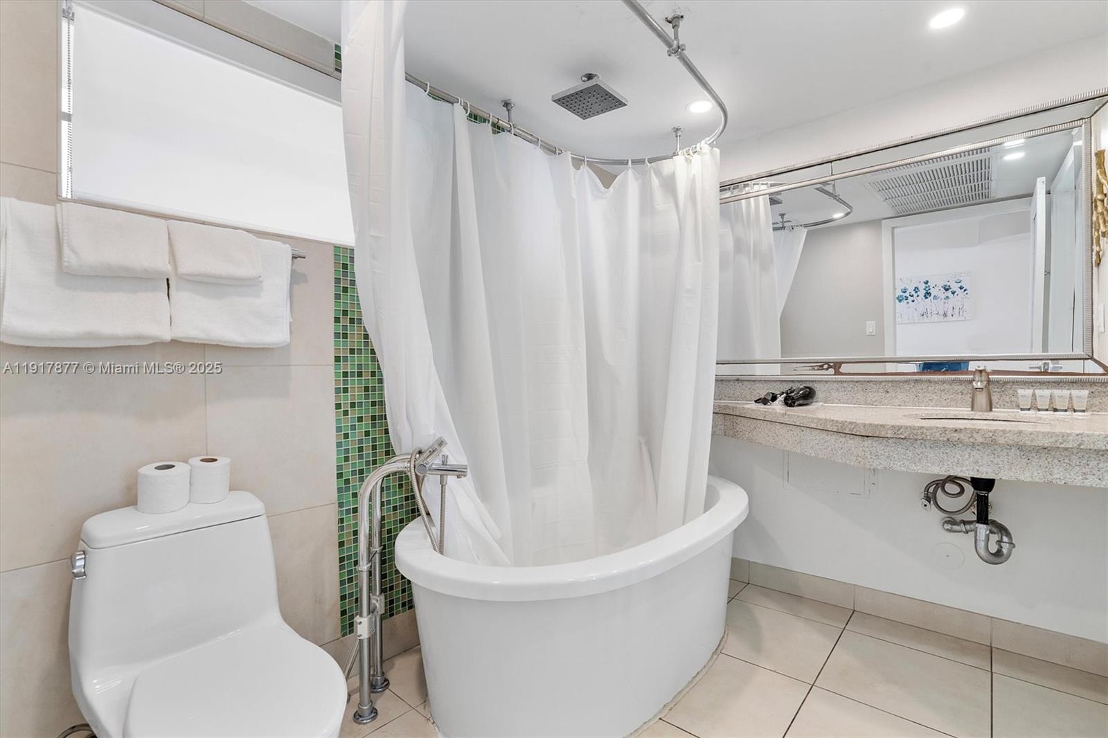 1024 Ocean Dr A502 Property Photo 18