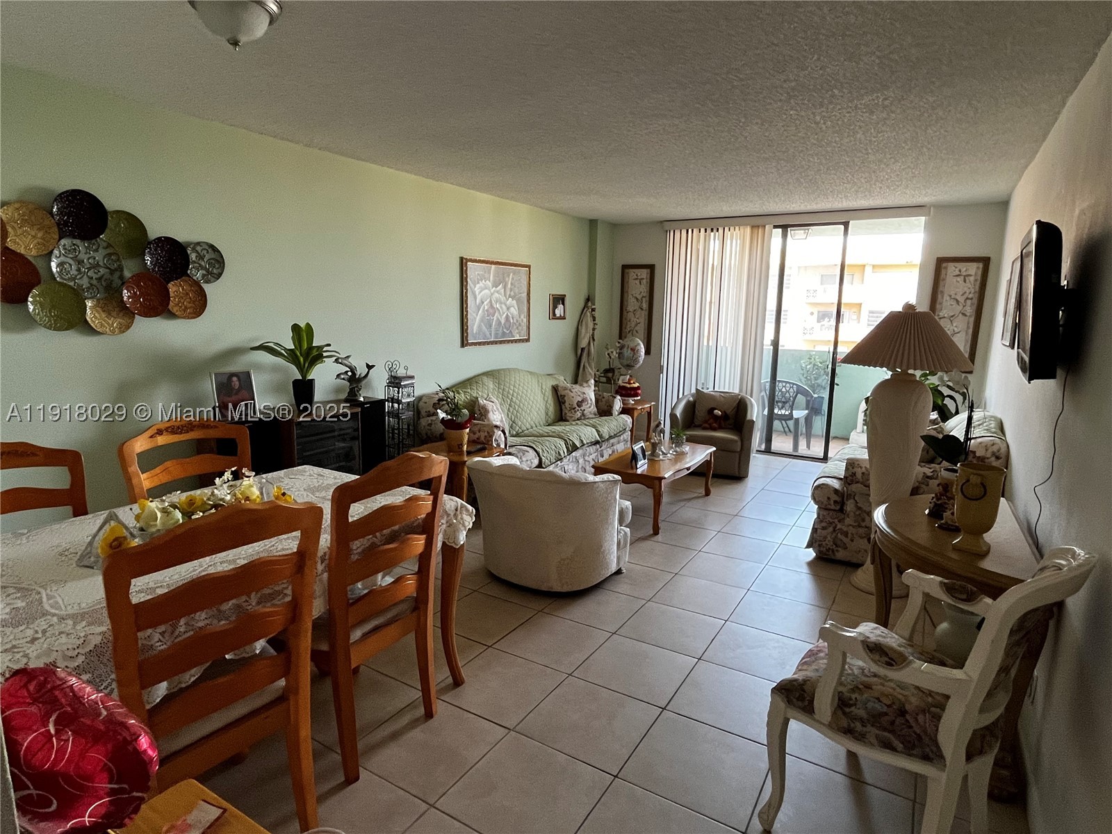 A11918029 Property Photo 6