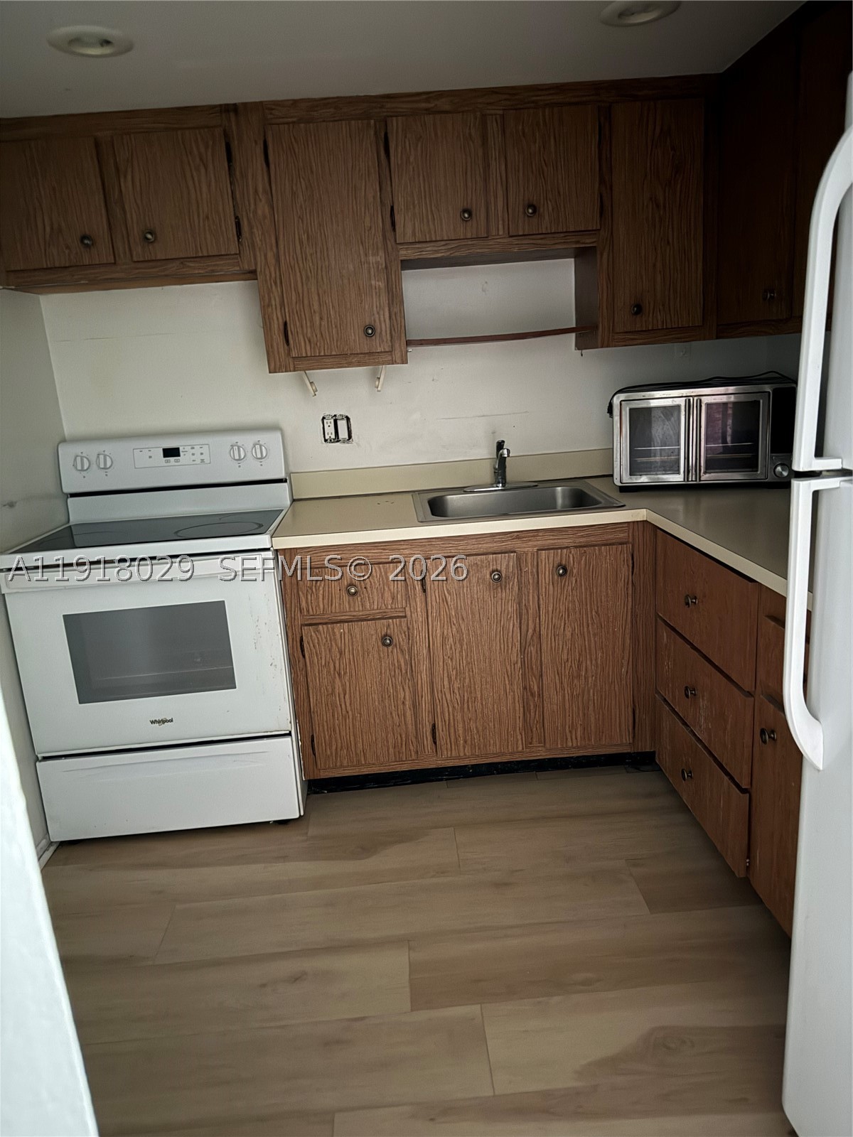 A11918029 Property Photo 14
