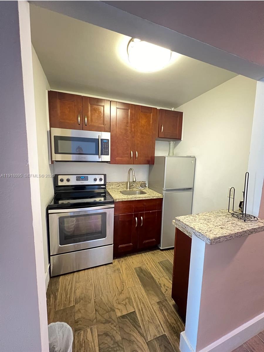 7904 West Dr 111 Property Photo 7