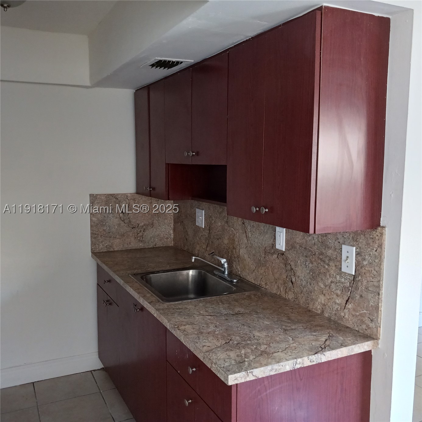 2108 Nw 59th Ter 79-a Property Photo 3