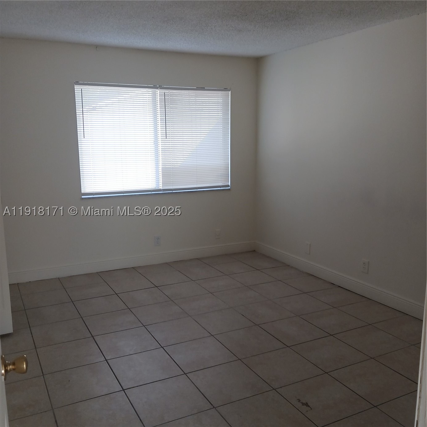 2108 Nw 59th Ter 79-a Property Photo 6