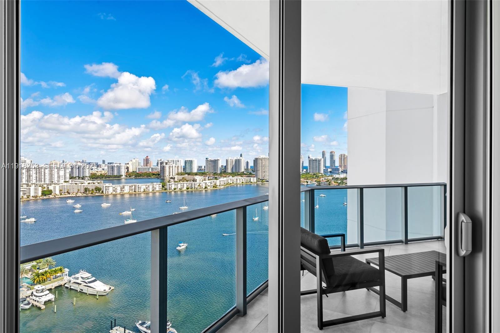 17111 Biscayne Blvd 2103 Property Photo 1