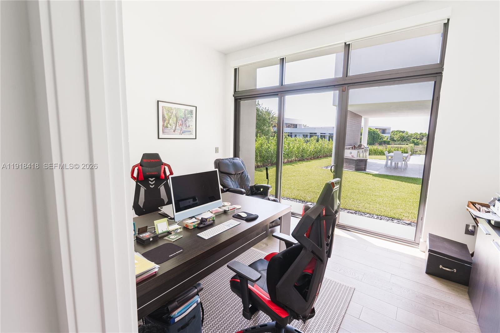 A11918418 Property Photo 18