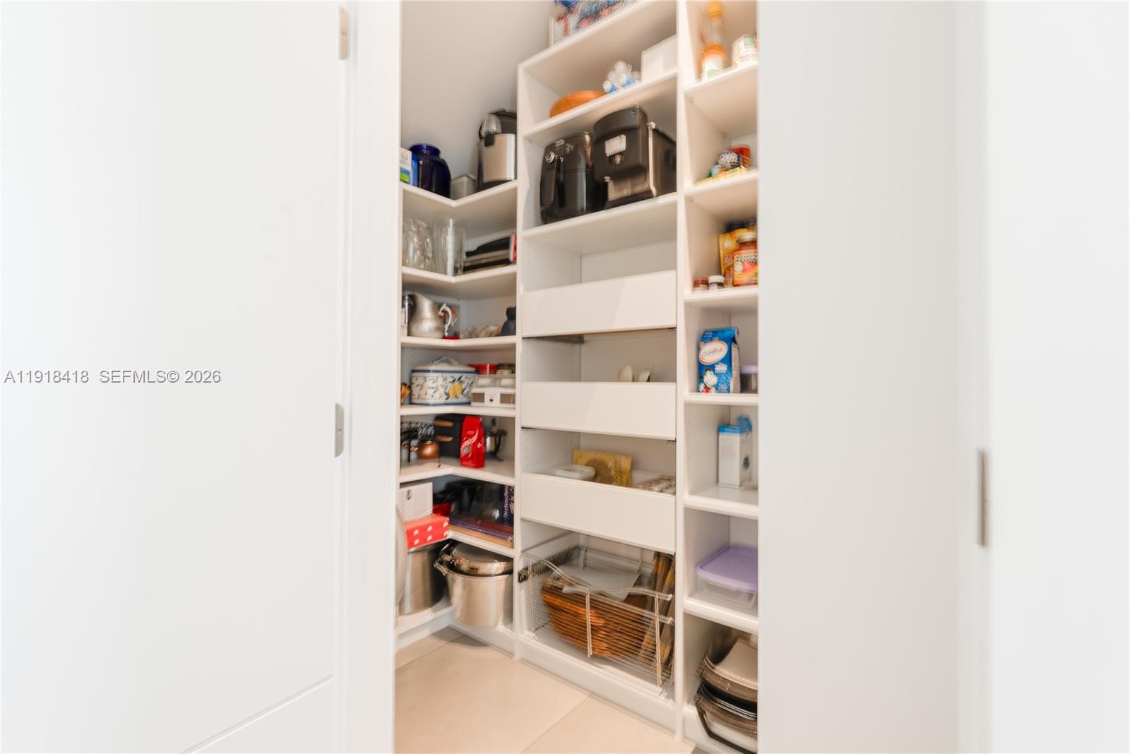 A11918418 Property Photo 21