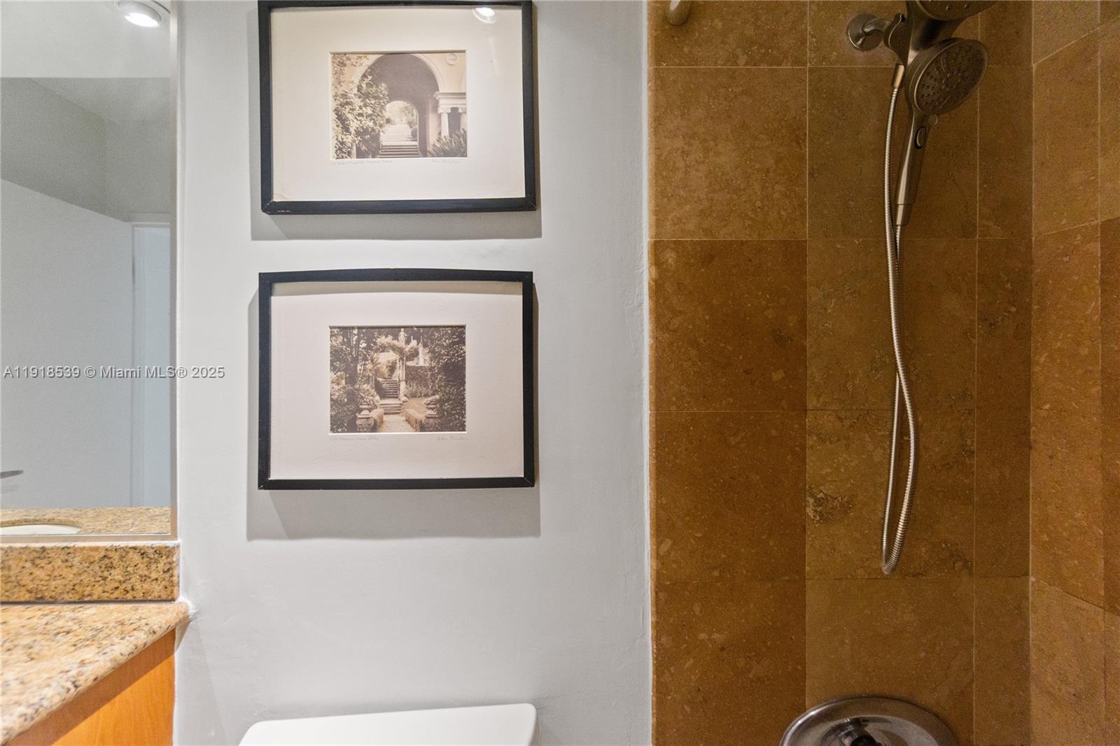 A11918539 Property Photo 15