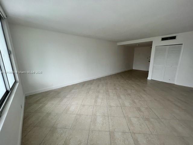 1000 West Ave 225 Property Photo 3