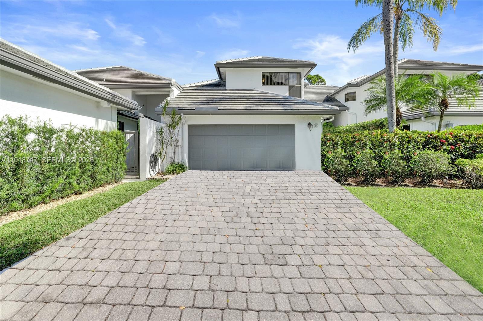 1140 Sand Drift Way B Property Photo 3