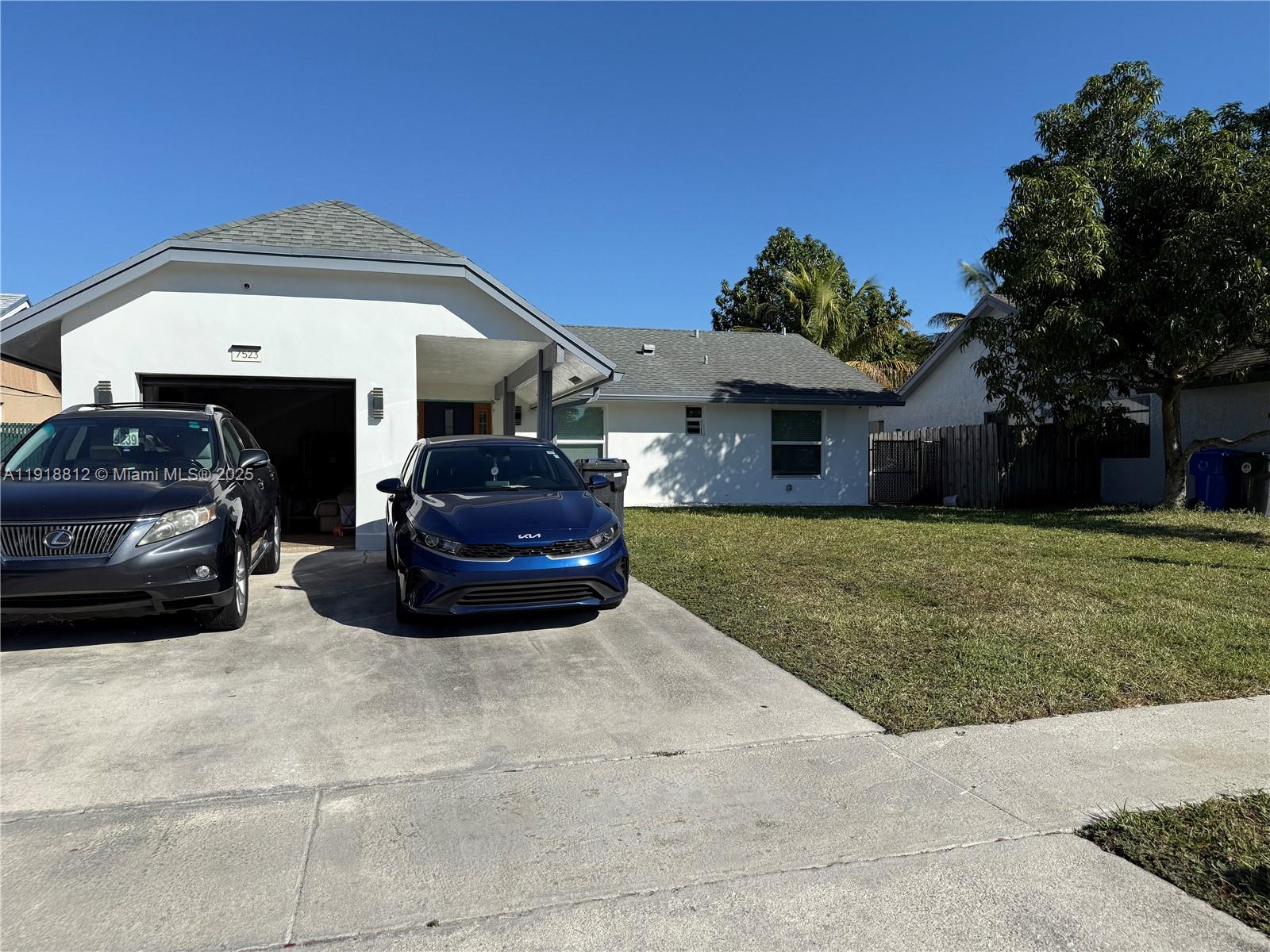 7523 Sw 7th Pl Property Photo 1