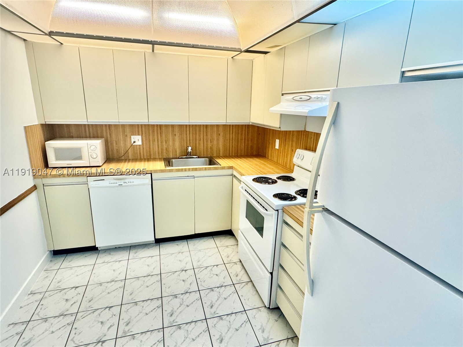 2500 Parkview Dr 1109 Property Photo 7