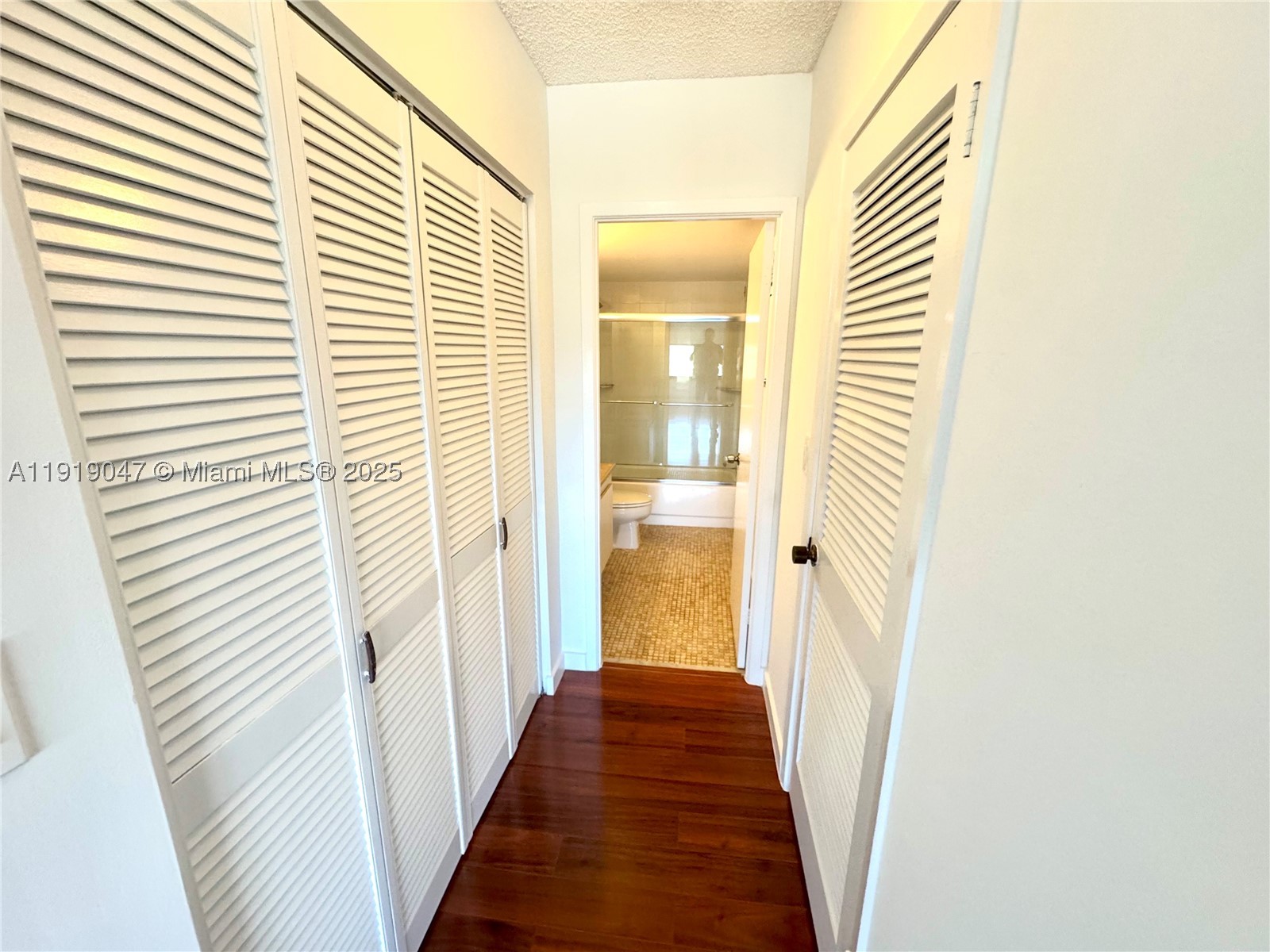 2500 Parkview Dr 1109 Property Photo 9