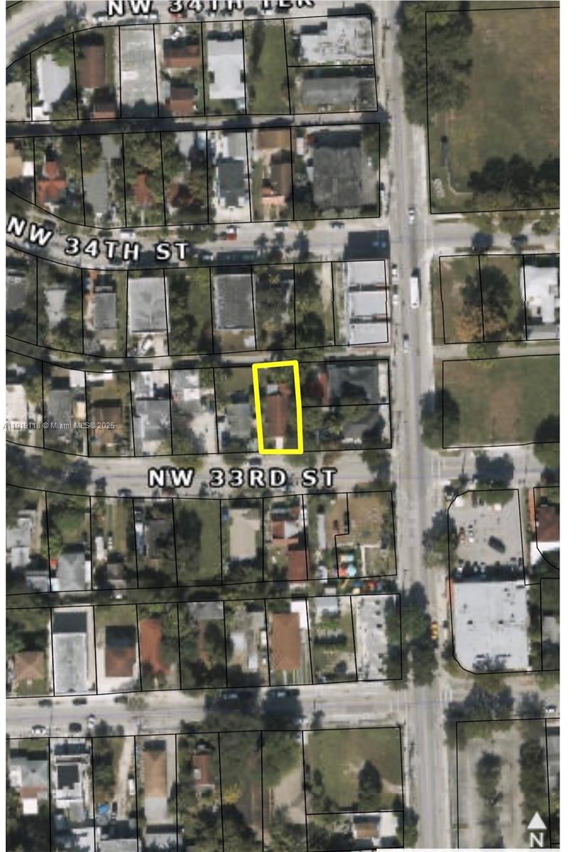 221 NW 33rd St Property Photo 1
