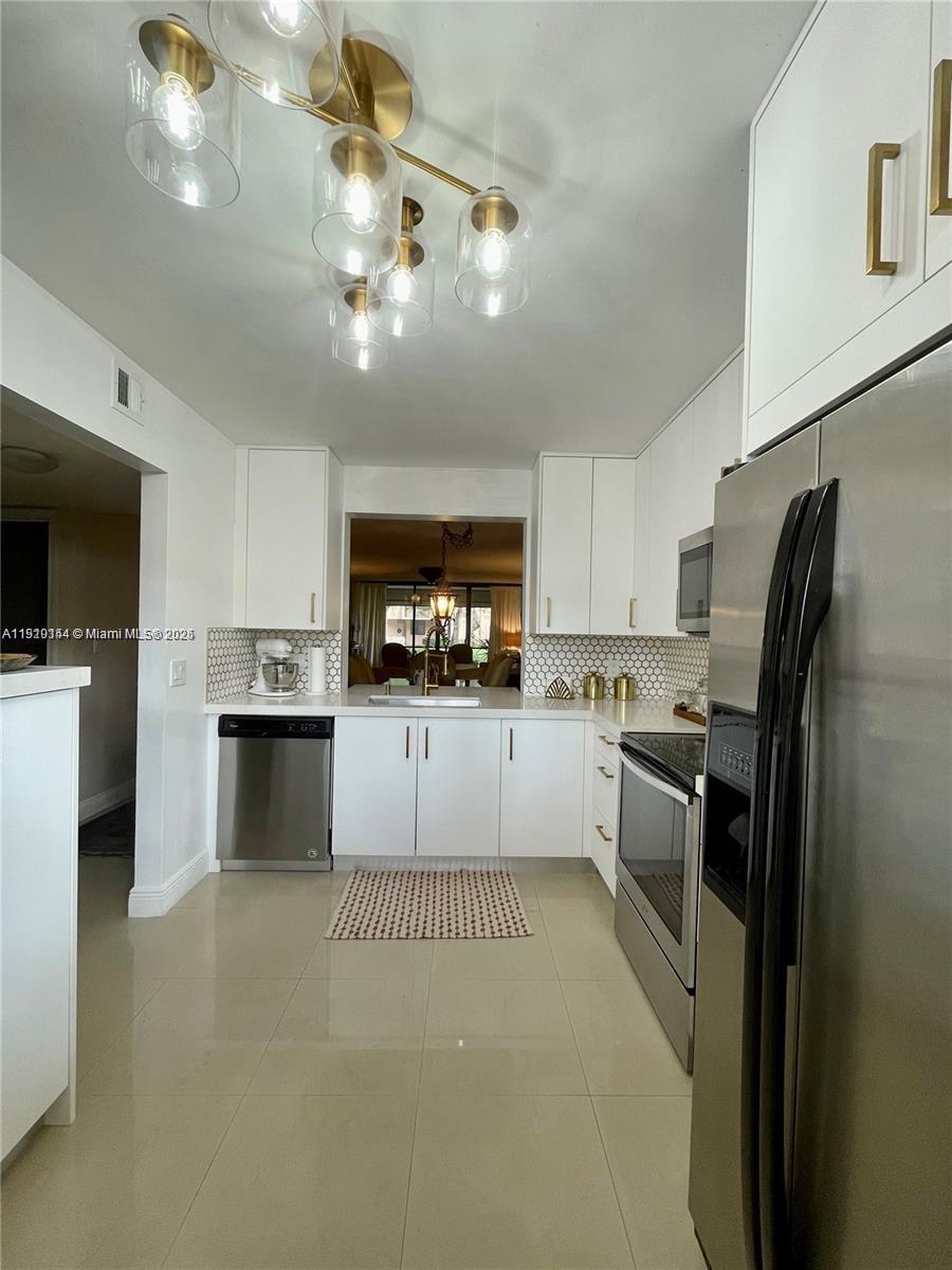 8592 W Sunrise Blvd 111 Property Photo 10