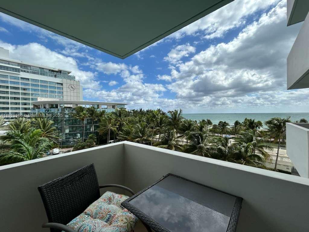2899 Collins Ave 625 Property Photo 1