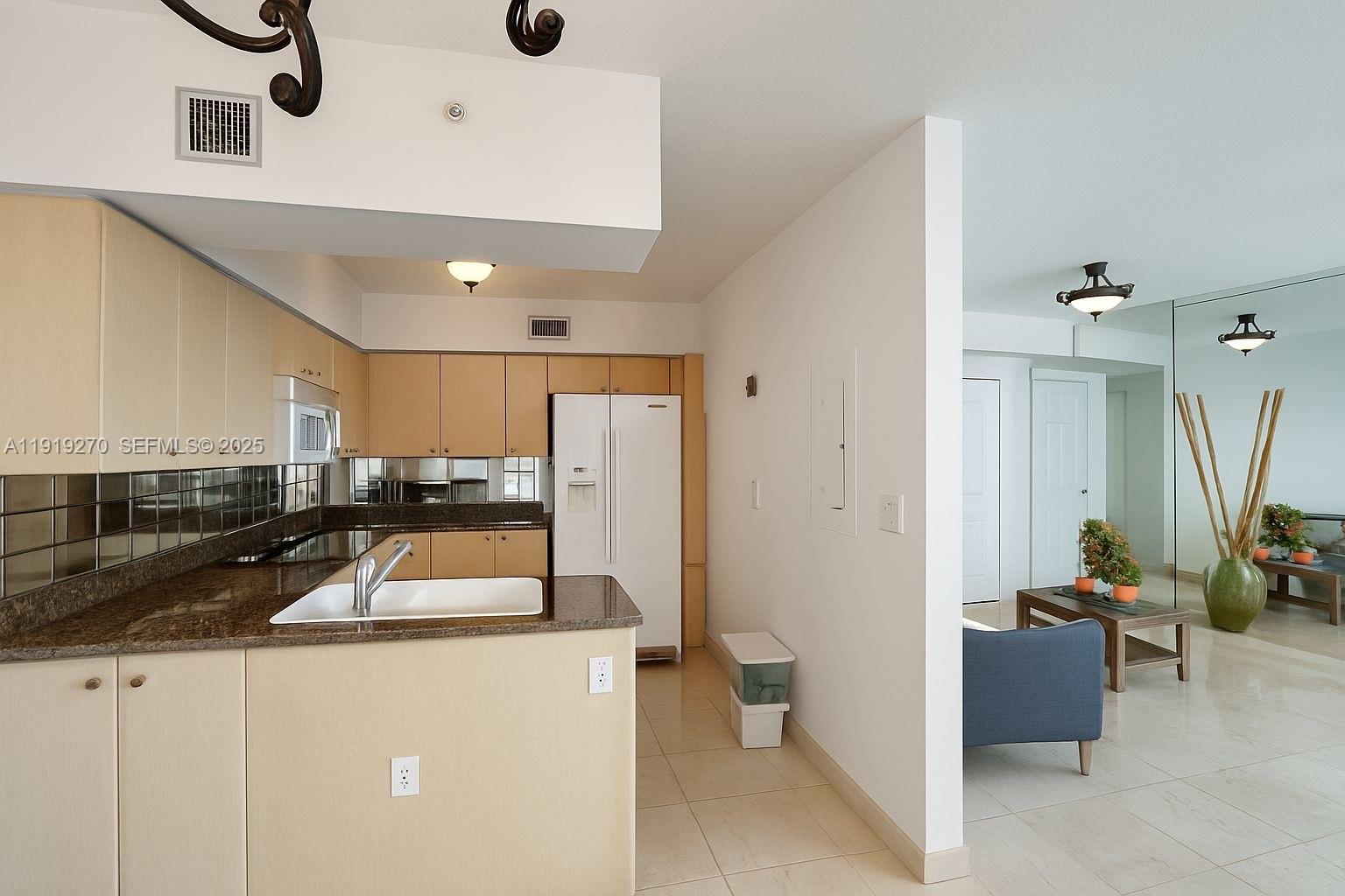 3370 Hidden Bay Dr 511 Property Photo 4