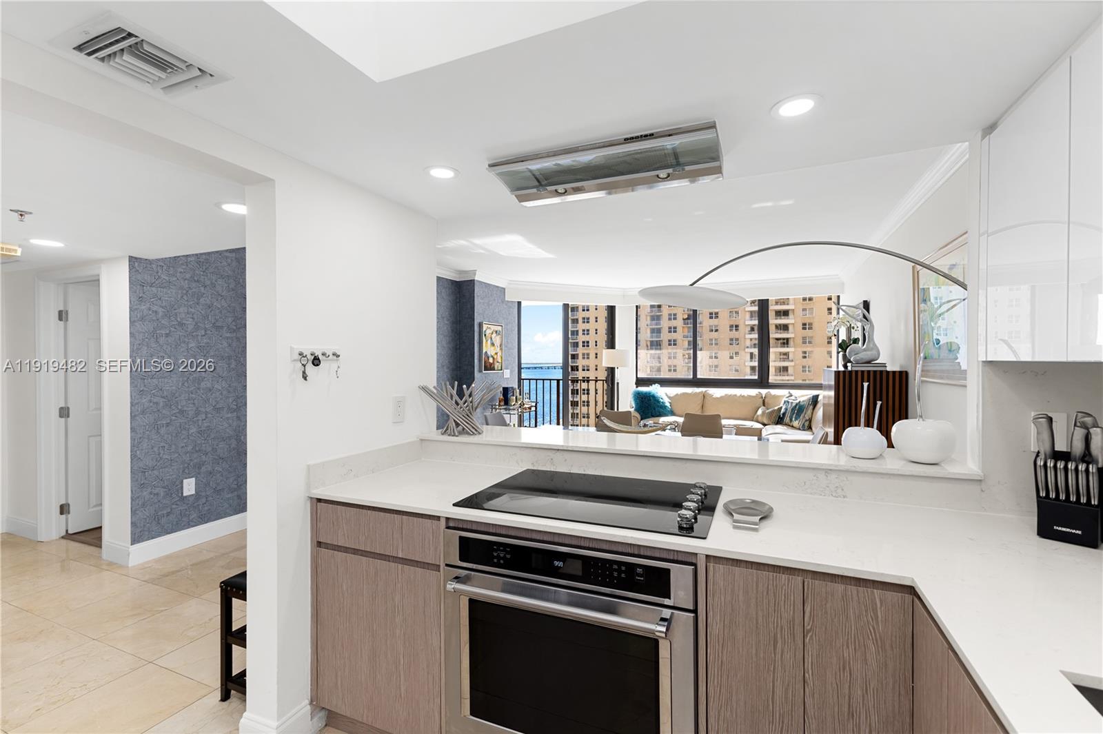 520 Brickell Key Dr A1207 Property Photo 10