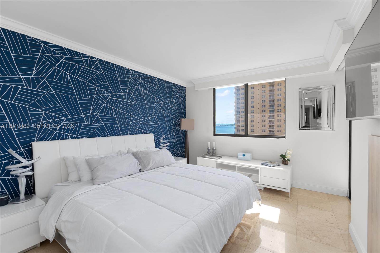 520 Brickell Key Dr A1207 Property Photo 17