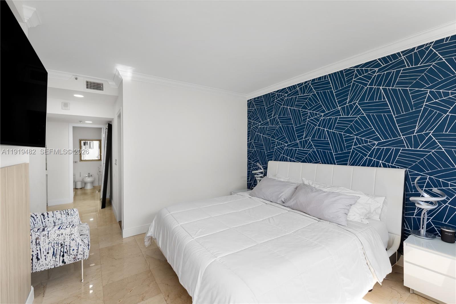 520 Brickell Key Dr A1207 Property Photo 18