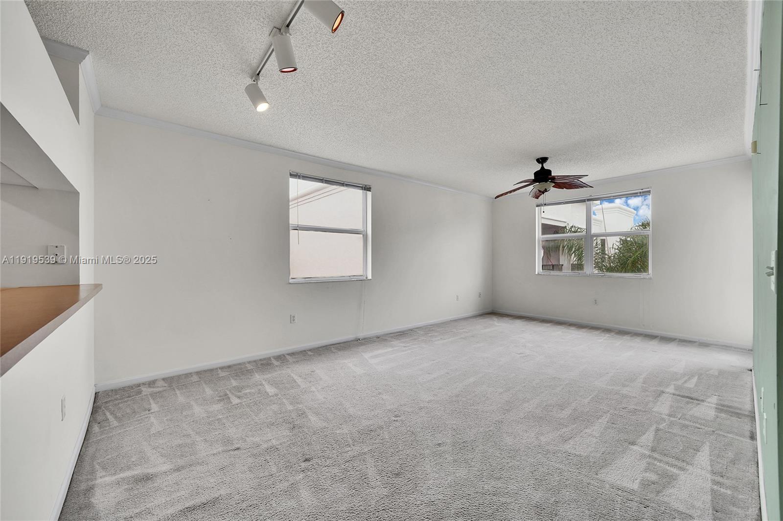 17125 N Bay Rd 3612 Property Photo 12