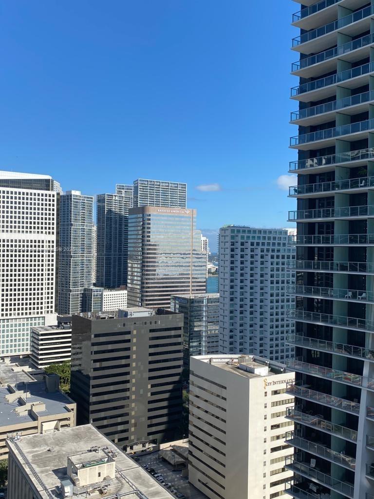 1000 Brickell Plz 3207 Property Photo 3