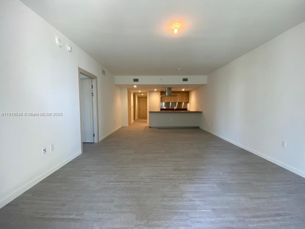 1000 Brickell Plz 3207 Property Photo 11