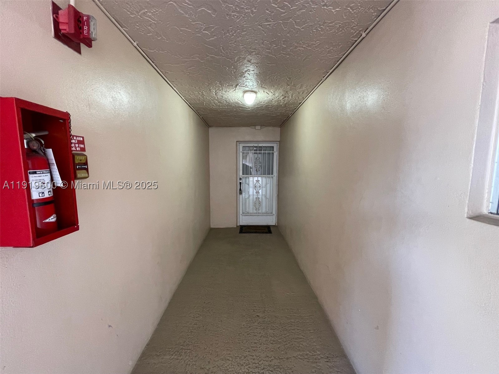 9471 Evergreen Pl 401 Property Photo 2