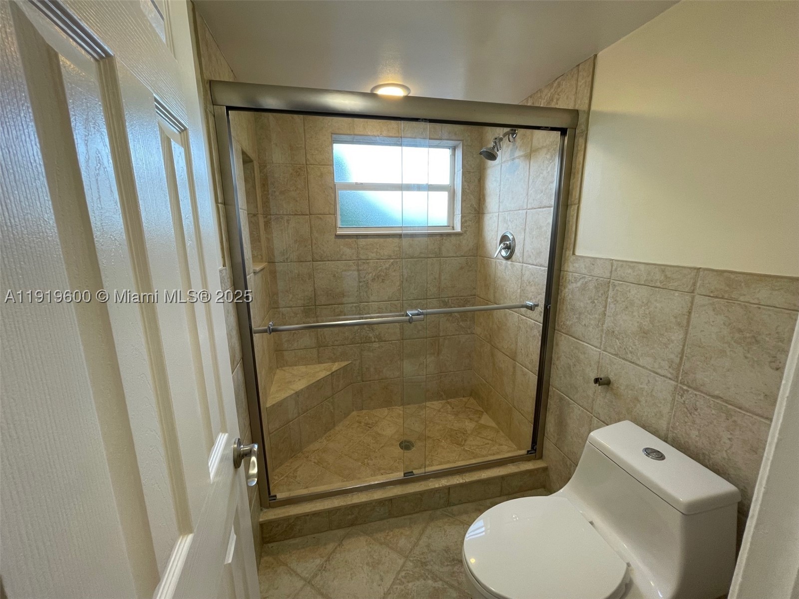 9471 Evergreen Pl 401 Property Photo 28