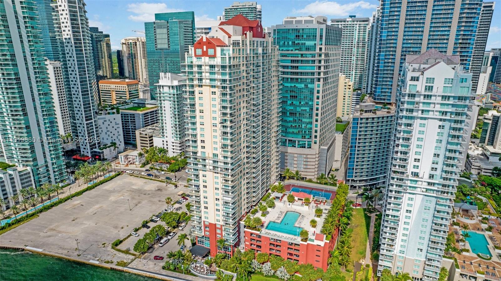 1155 Brickell Bay Dr 2203 Property Photo 2