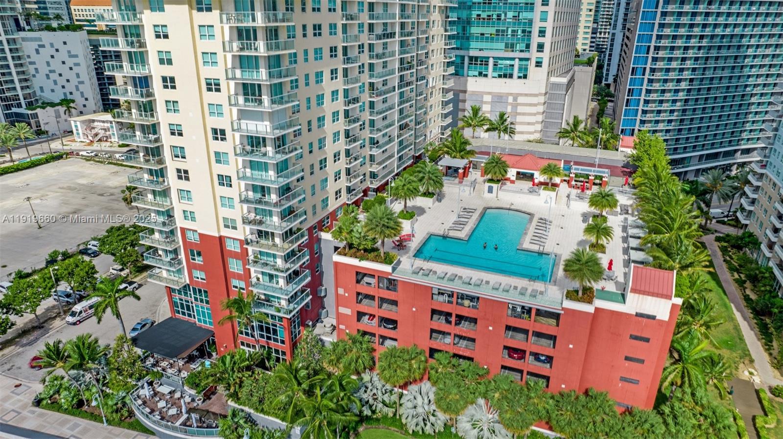 1155 Brickell Bay Dr 2203 Property Photo 4