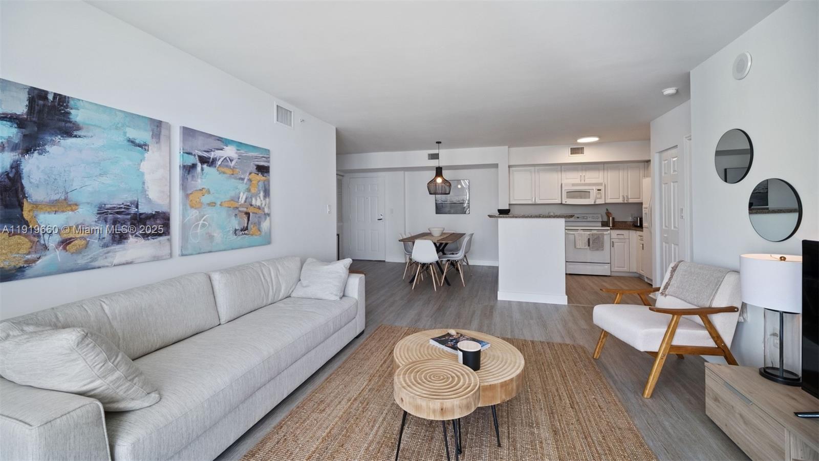 1155 Brickell Bay Dr 2203 Property Photo 10