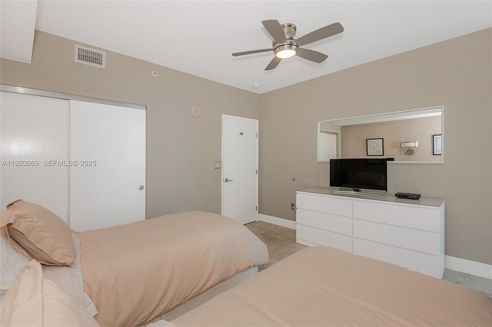 17555 E Atlantic Blvd 1005 Property Photo 28