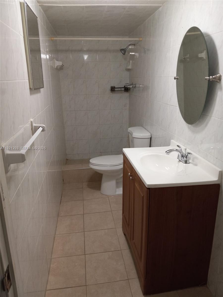 3041 Nw 95th Ter Property Photo 14