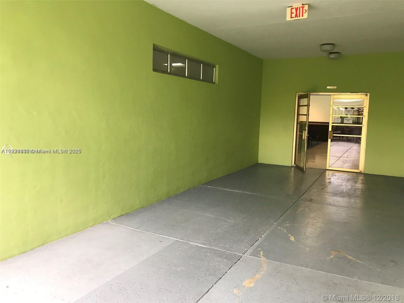 4481 Nw 167th St Property Photo 18