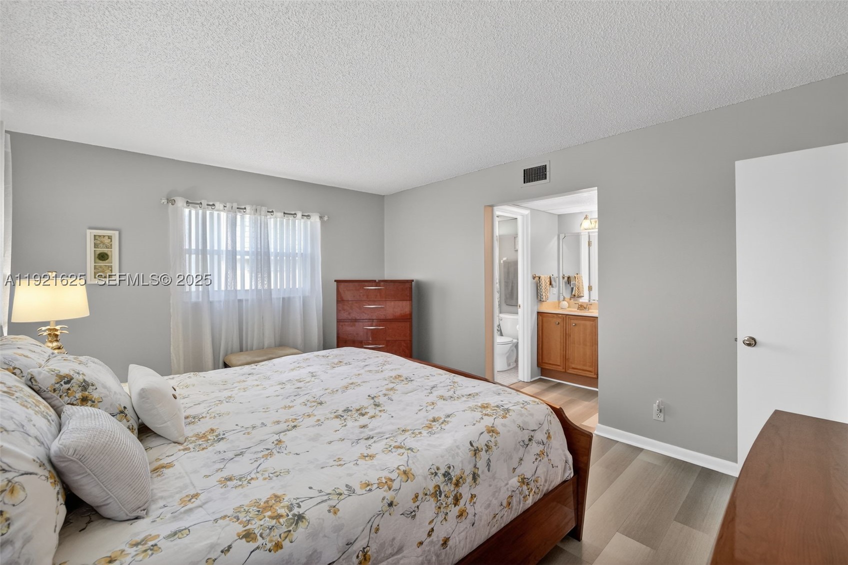7817 Golf Circle Dr 301 Property Photo 19