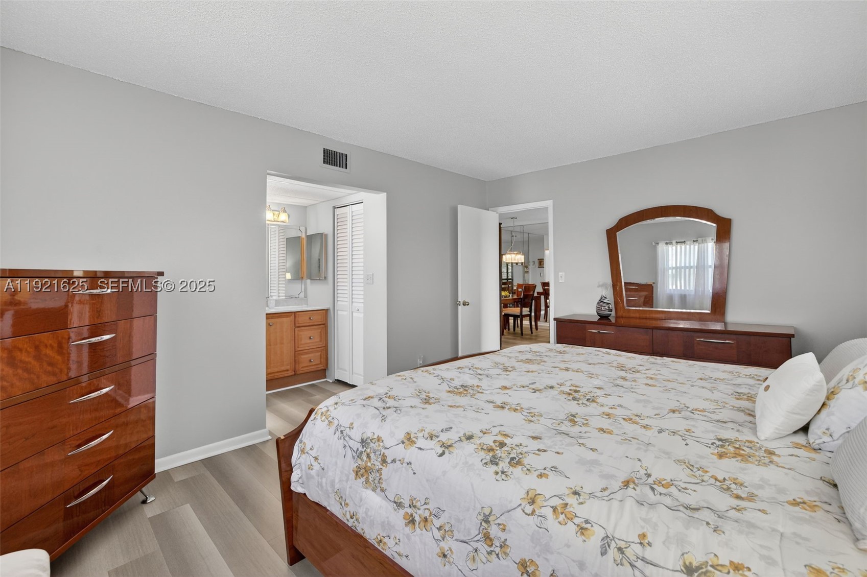 7817 Golf Circle Dr 301 Property Photo 20
