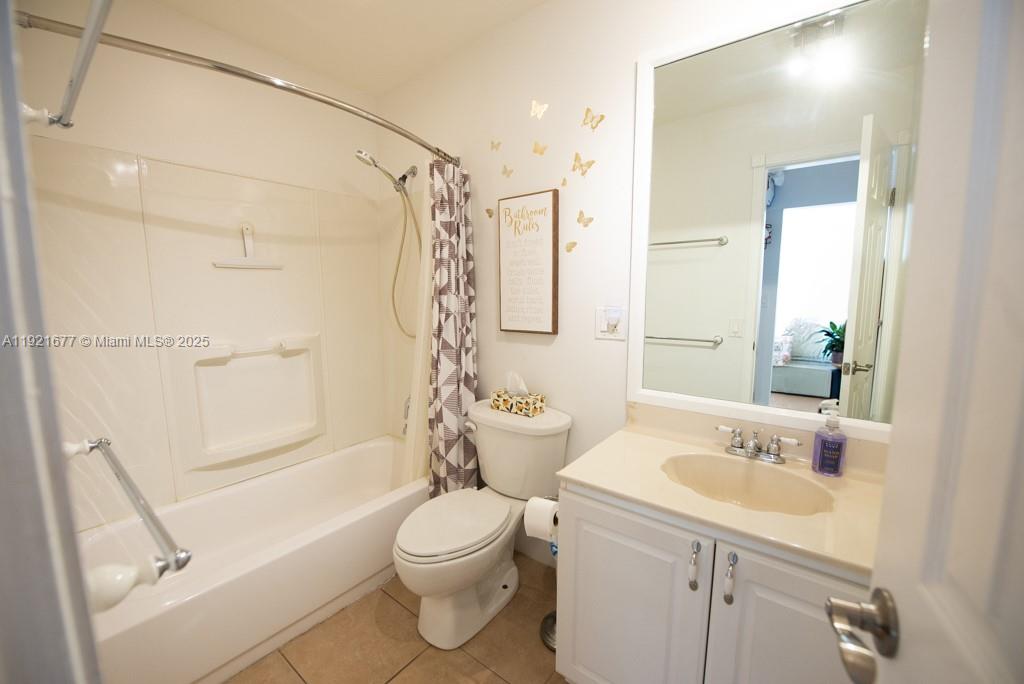 201 178th Dr 323 Property Photo 28