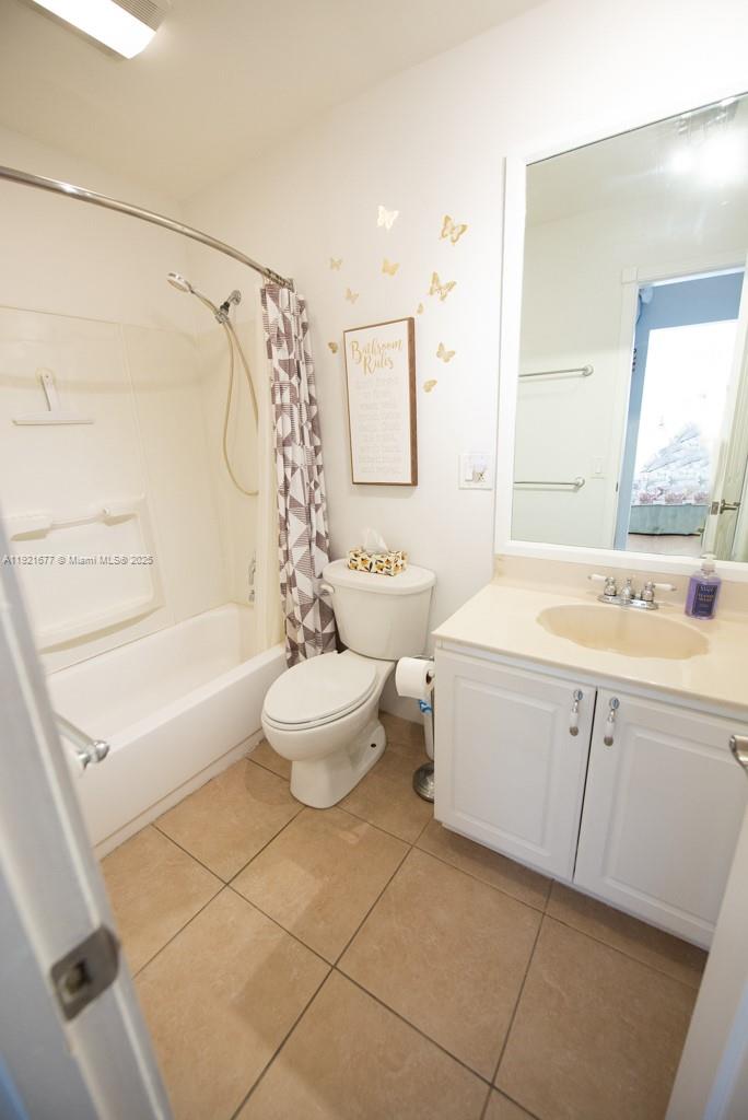 201 178th Dr 323 Property Photo 29