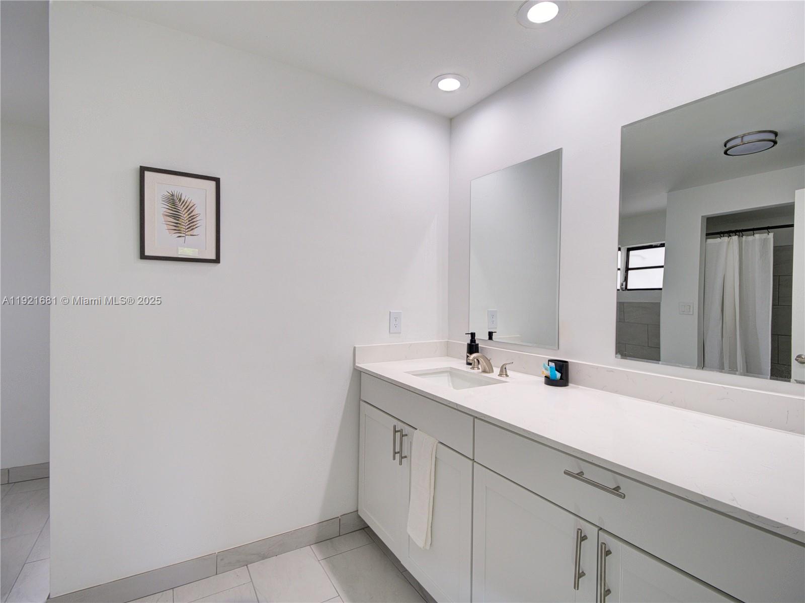2703 Adams St Property Photo 21