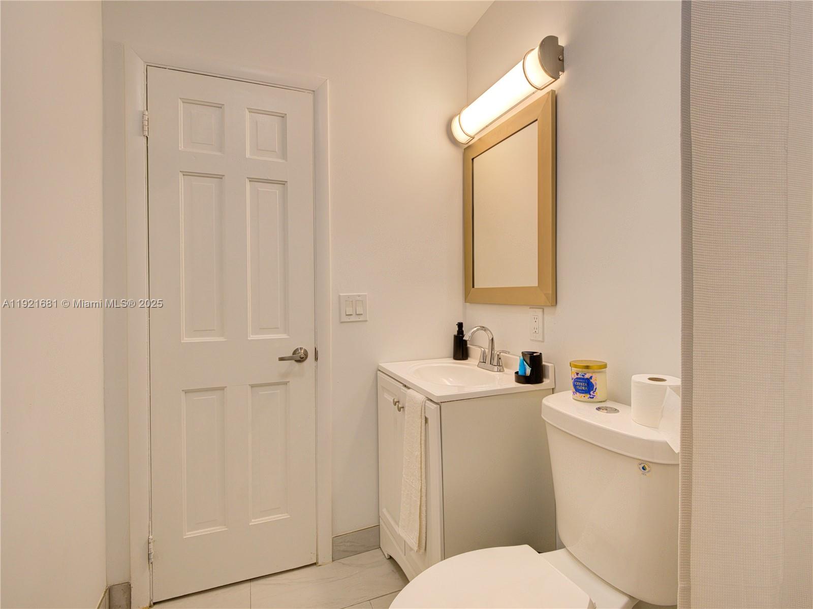 2703 Adams St Property Photo 40