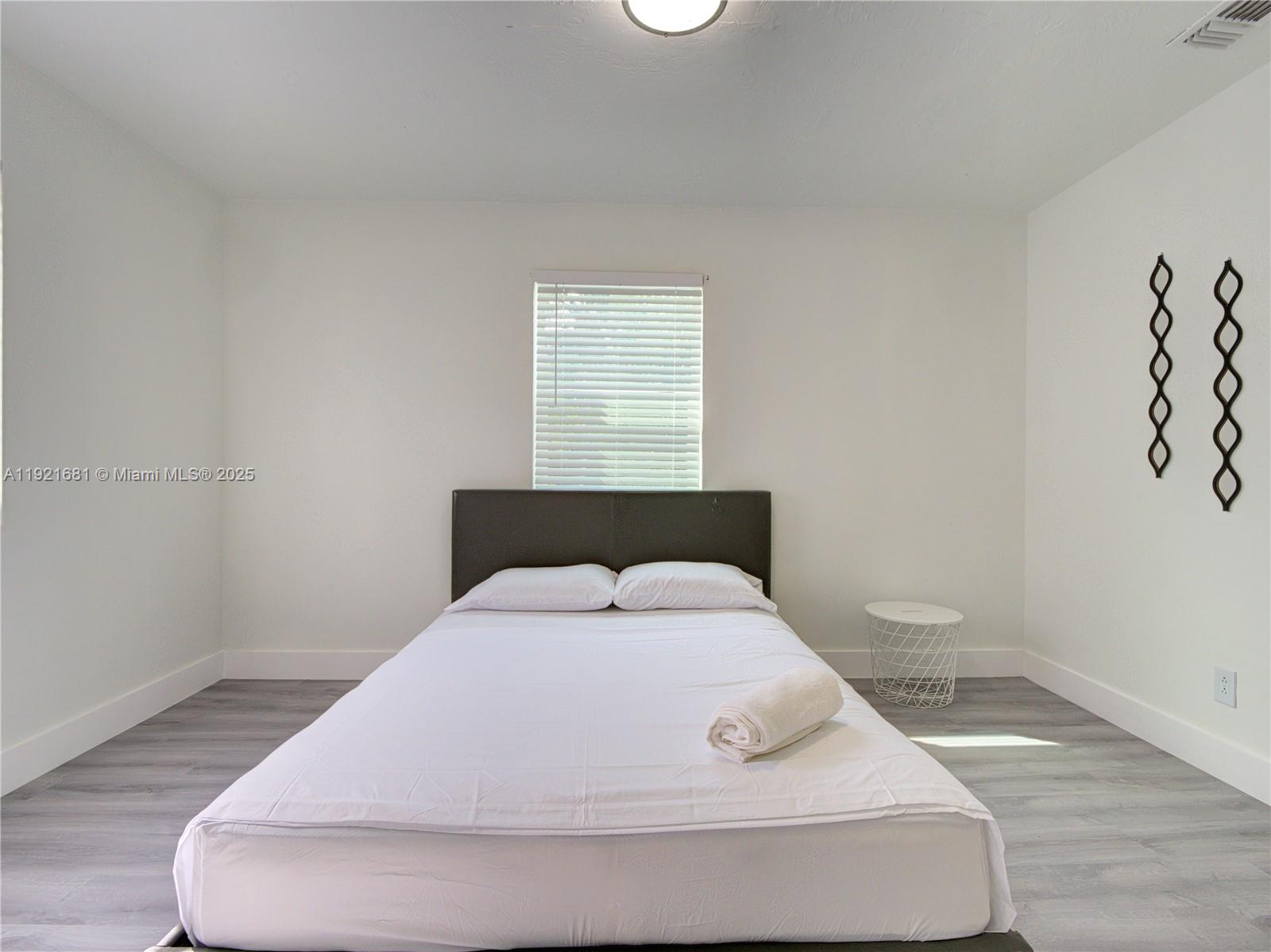 2703 Adams St Property Photo 42