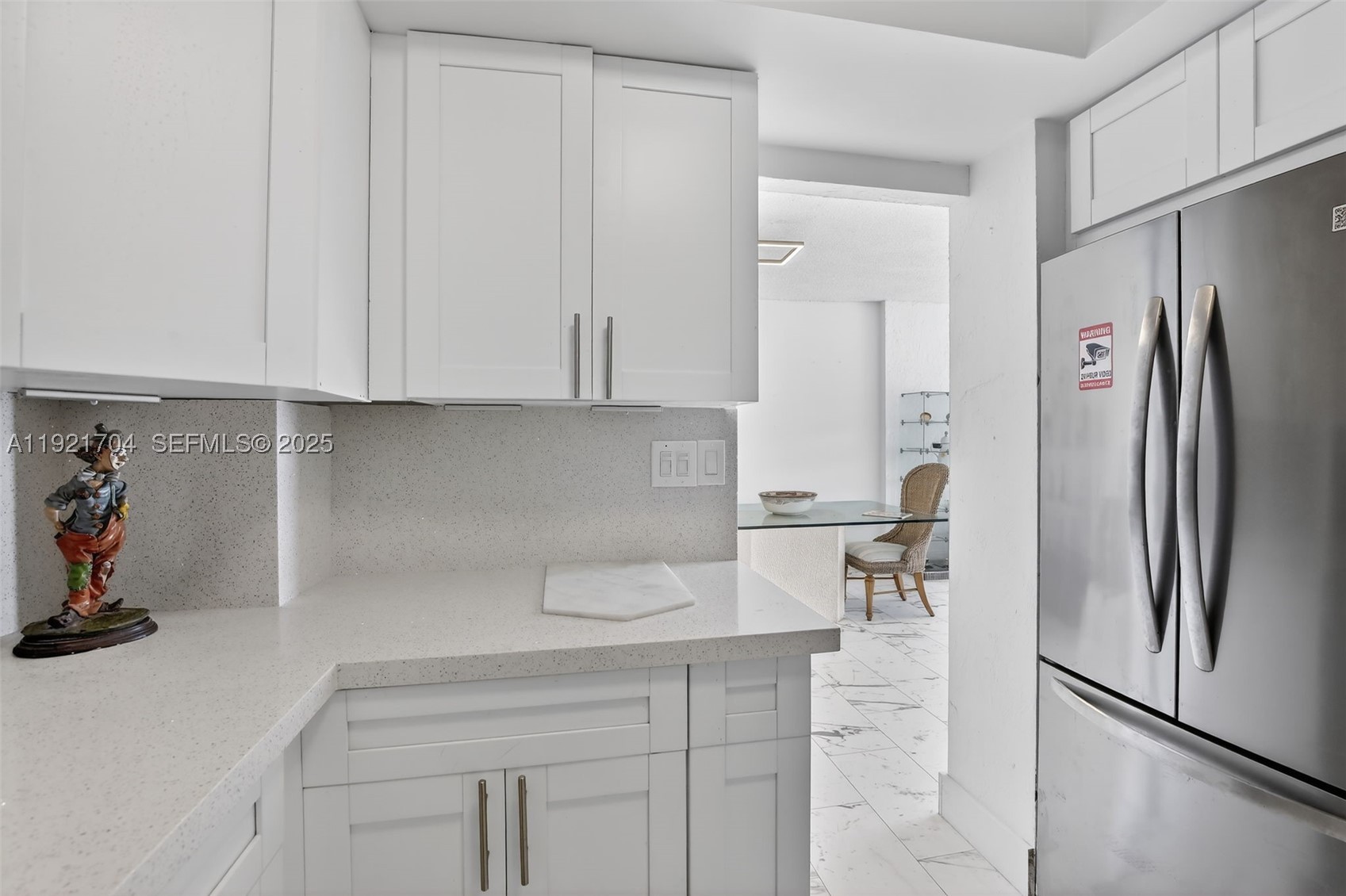 300 Bayview Dr 308 Property Photo 13