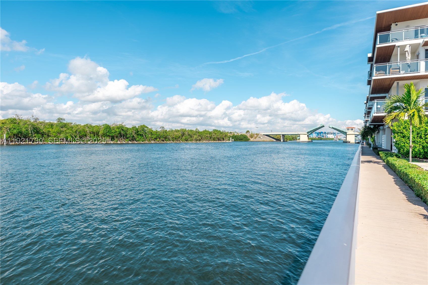 6100 N Ocean Dr 3n Property Photo 5