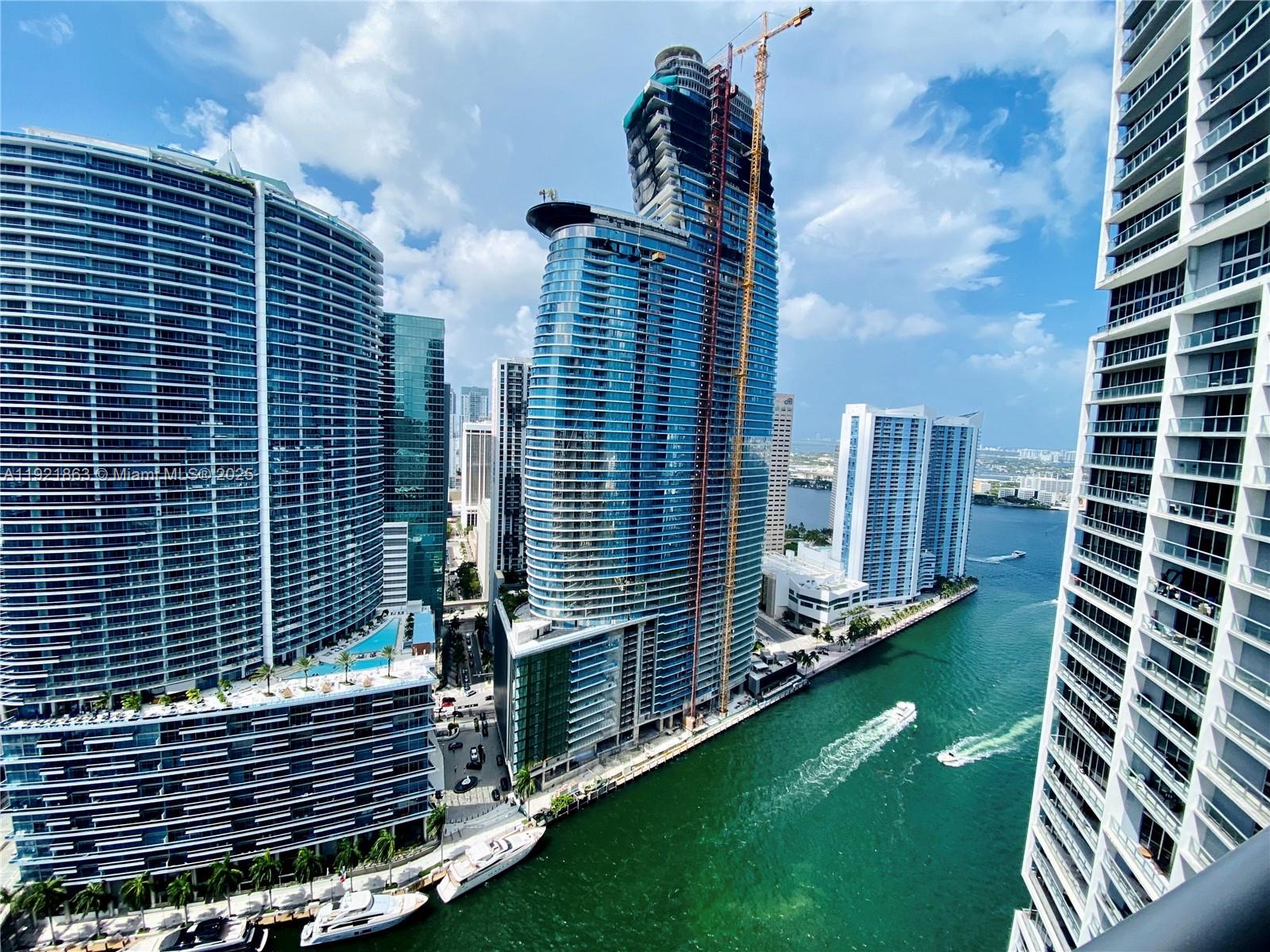 475 Brickell Ave 3715 Property Photo 1