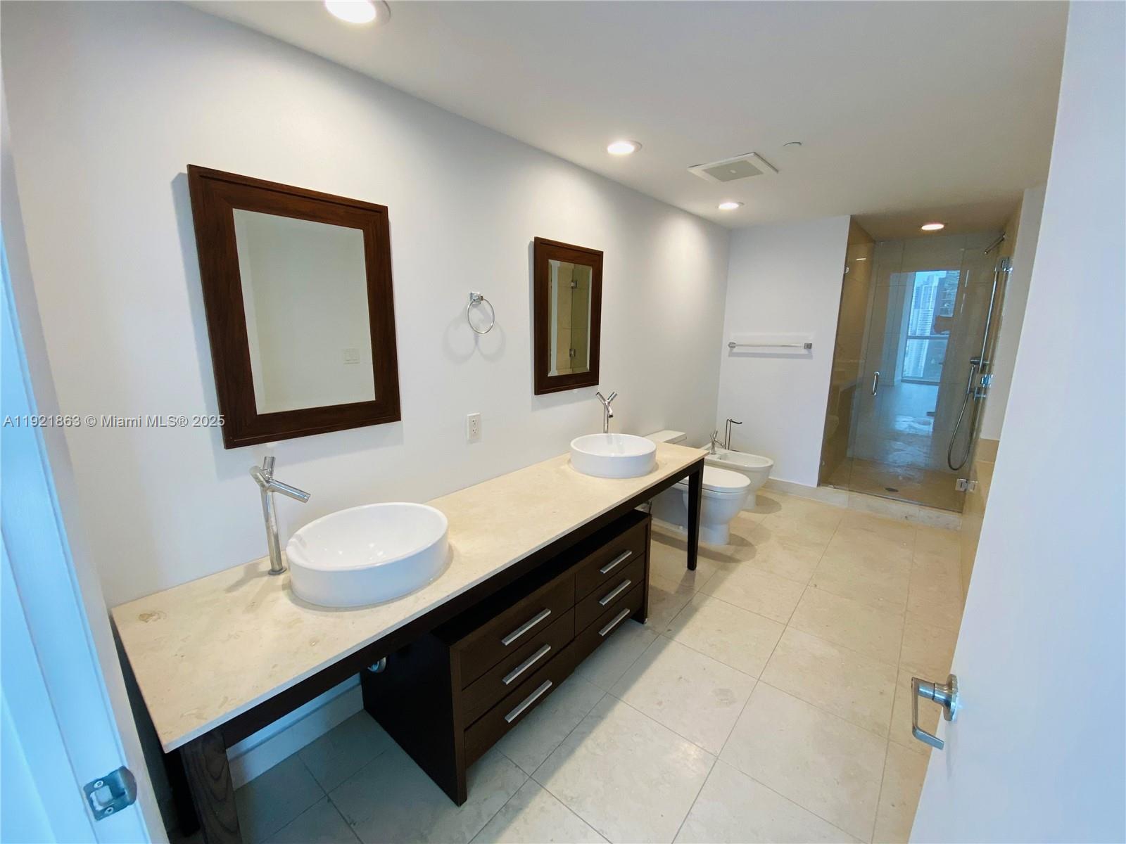 475 Brickell Ave 3715 Property Photo 12